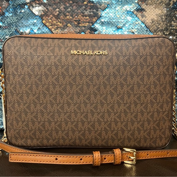 Michael Kors Handbags - Michael Kors EW Crossbody Bag